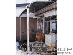 のテラス屋根 ライザーテラスII R型 1500 テラスタイプ 単体+吊り下げ式物干し ワイド 標準 2本 施工例