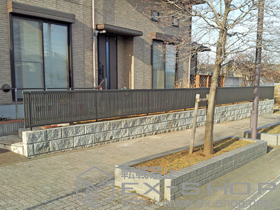 のフェンス・柵 シャレオR4型フェンス フリーポールタイプ 施工例