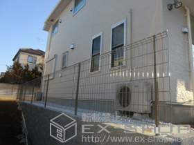 のフェンス・柵 ハイグリッドフェンスUF8型 フリーポールタイプ 施工例