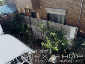 のフェンス・柵 プリレオR5型フェンス アルミ多段柱施工 施工例