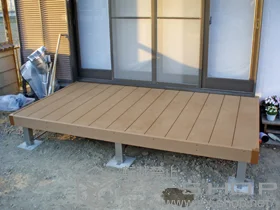 YKKAPのウッドデッキ リウッドデッキ 200 単体 施工例