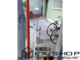 のカーゲート スペースガード S48型 埋め込み式 鎖内蔵型×4 鎖内蔵受け×1 施工例