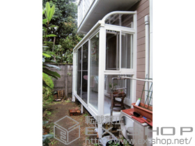 のテラス囲い・サンルーム ほせるんですII R型 床納まり 積雪〜20cm対応 施工例