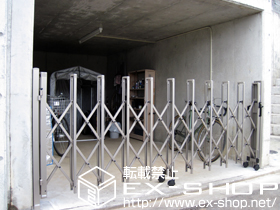 のカーゲート トリップゲート PB型 ノンレール 片開き 30S 施工例