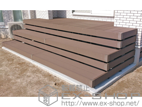 のウッドデッキ リウッドデッキ 200 単体 +段床セット 正面タイプ2段+ 床下囲い3面 施工例