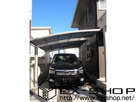 のカーポート レイナポート 積雪〜20cm対応＋着脱式補助柱 2本 施工例