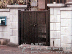 の門扉 シャレオR4型 両開き 柱使用 施工例