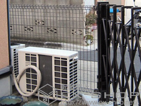 のフェンス・柵 ハイグリッドフェンスN1型 間仕切りタイプ 施工例