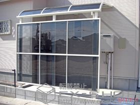 のテラス屋根 ライザーテラスII R型 テラスタイプ 単体 積雪〜20cm対応+前面スクリーン　2段仕様 施工例