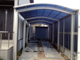 のカーポート レイナワンポートZ 縦連棟 積雪〜20cm対応＋レイナワンポートZ サイドパネル 施工例