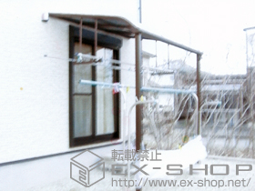 のテラス屋根 プレシオステラス R型 テラスタイプ 単体 積雪〜20cm対応+吊り下げ物干し　ロング　2本入 施工例