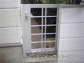 の門扉 ライフモダンII BP型 単色 片開き 柱使用 施工例