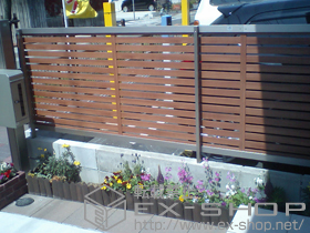 のフェンス・柵 ライフモダンII B3型フェンス 複合色　フリーポールタイプ 施工例