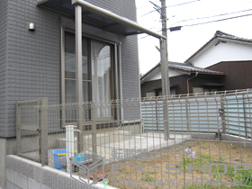 のフェンス・柵 ハイグリッドフェンスUF8型　フリーポールタイプ 施工例