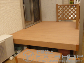 のウッドデッキ リウッドデッキ 200 単体+デッキフェンス 2型+ 独立式 リウッドステップ 施工例