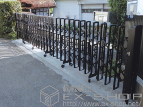 のカーゲート レイオス7型(傾斜地用) ノンレール 両開き親子 ＜10-50＞ 施工例