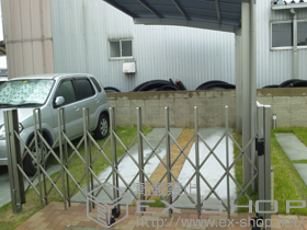 のカーゲート トリップゲート PA型 ノンレール 片開き 施工例