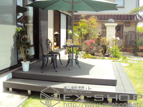 のウッドデッキ リウッドデッキTタイプ+段床 正面両側面1段+束柱2本入 施工例