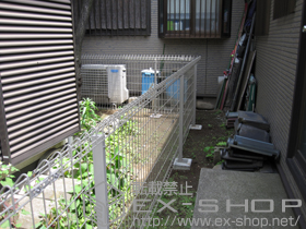 のフェンス・柵 メッシュフェンス G10-R 自由柱方式 施工例