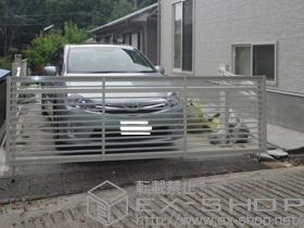 のカーゲート ワイドオーバードアS1型 手動式 施工例