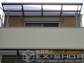 のバルコニー・ベランダ屋根 ライザーテラスII F型 屋根タイプ 単体　積雪〜20cm対応+吊り下げ物干し　標準　2本入 施工例