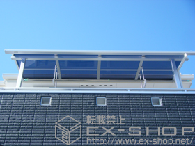 のバルコニー・ベランダ屋根 ライザーテラスII R型 屋根タイプ 単体　積雪〜20cm対応+吊り下げ物干し 標準 2本入 施工例