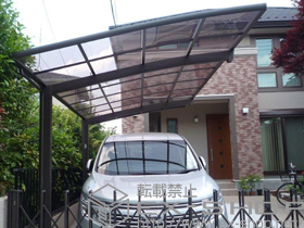 のカーポート カーブポートシグマIII 積雪〜30cm対応+着脱式サポート(補助柱) 2本入 施工例