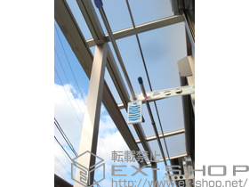 のバルコニー・ベランダ屋根 ライザーテラスII F型 屋根タイプ 連棟 積雪〜20cm対応 施工例