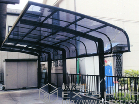 のカーポート プレシオスポート アルファ縦連棟 積雪〜20ｃｍ対応
幅=2,702mm 施工例