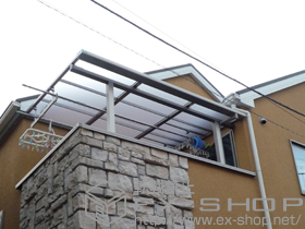 のバルコニー・ベランダ屋根 ライザーテラスII F型 屋根タイプ 積雪〜20?対応+吊り下げ物干し ワイド 施工例