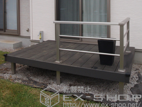 のウッドデッキ リウッドデッキ +シンプルモダンデッキフェンス 2型 横格子2本タイプ 施工例