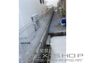 のフェンス・柵 メッシュフェンス M0 間仕切柱方式 施工例