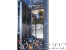 のテラス屋根 メニーウェル 1階設置 F1NA型 標準納まり 積雪〜20cm対応+前面パネル 角柱用 1段仕様 施工例