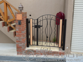 の門扉 エルマージュ 2型 親子仕様 柱使用 施工例