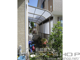 のテラス屋根 ライザーテラスII R型 テラスタイプ 積雪対応〜20?+ 前面スクリーン 施工例