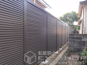 のフェンス・柵 ハイスクリーンフェンスA型 フリーポールタイプ 施工例