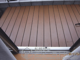 のウッドデッキ 人工木デッキ ひとと木 薄桁仕様 施工例