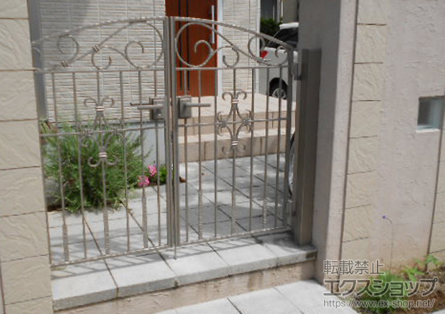 の門扉 コラゾン2型 両開き 柱使用 施工例