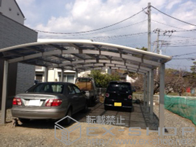 のカーポート レイナツインポート 縦連棟 積雪〜20cm対応 施工例