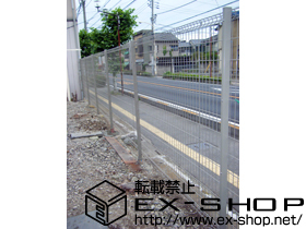 のフェンス・柵 ハイグリッドフェンスN8型 高尺タイプ フリーポールタイプ 施工例