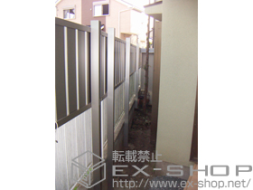 のフェンス・柵 ライフモダンII TS型フェンス 単色 多段柱施工 施工例