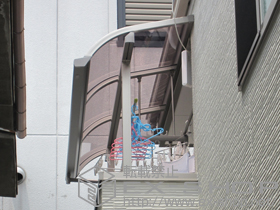 のバルコニー・ベランダ屋根 ライザーテラスII R型 屋根タイプ 単体 積雪〜20cm対応 施工例