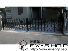 のカーゲート トリップゲート PB型 ノンレール 両開き 施工例