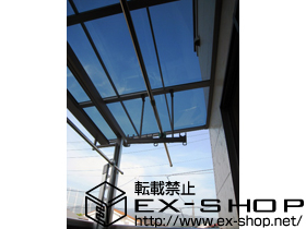 のバルコニー・ベランダ屋根 ライザーテラスII F型 屋根タイプ 単体 積雪〜20cm対応＋吊り下げ物干し 標準 2本入 施工例