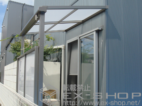 のテラス屋根 ライザーテラスII F型 テラスタイプ 積雪〜20?対応+ライザーテラスII F型 テラスタイプ 前面スクリーン1段 施工例