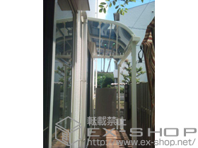 のテラス屋根 ライザーテラスII R型 テラスタイプ 単体 積雪〜20cm+吊下げ物干し 標準2本入 施工例