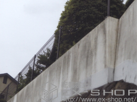 のフェンス・柵 イーネットフェンス1M型 間仕切りタイプ 施工例