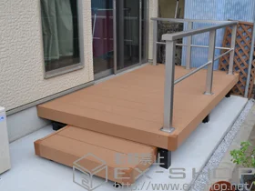 YKKAP�̃E�b�h�f�b�L ���E�b�h�f�b�L200 �P��+ �V���v�����_���f�b�L�t�F���X8�^ ���i�q1�{+�Ɨ������E�b�h�X�e�b�v2�^ �{�H��