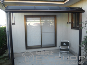 のテラス屋根 プレシオステラス R型 テラスタイプ 単体 積雪〜20cm対応+吊り下げ式物干し 標準2本入 施工例