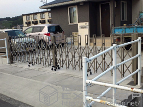 のカーゲート トリップゲートPB型 ノンレール 両開き 60W 施工例